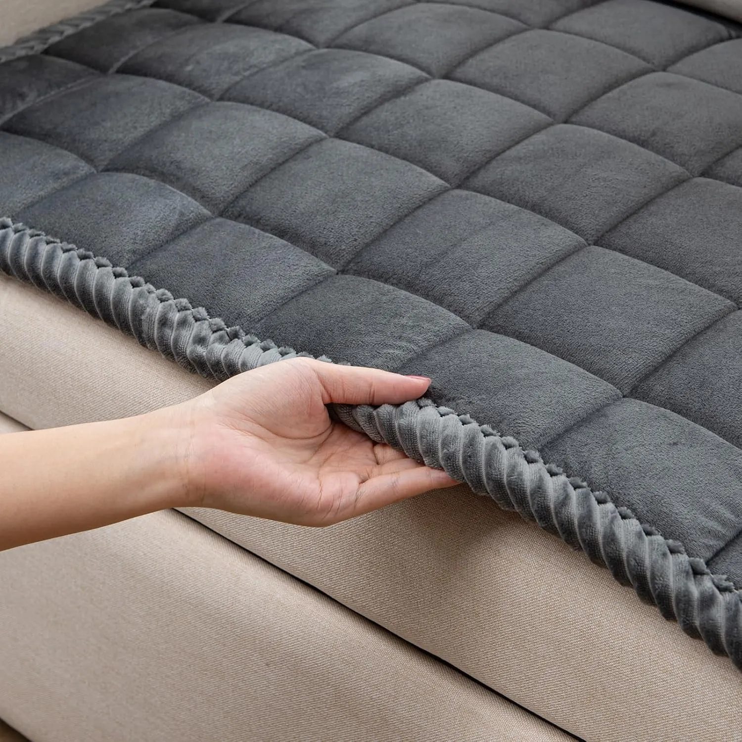 Couch Cover for Dogs Washable Pet Bed Fuzzy Pet Couch Covers Nonslip Couch Slipcover for Dogs, Kids, Pets Friendly Sofa Cover Loveseat Covers (Dark Gray, 21''x59''/Rectangular)