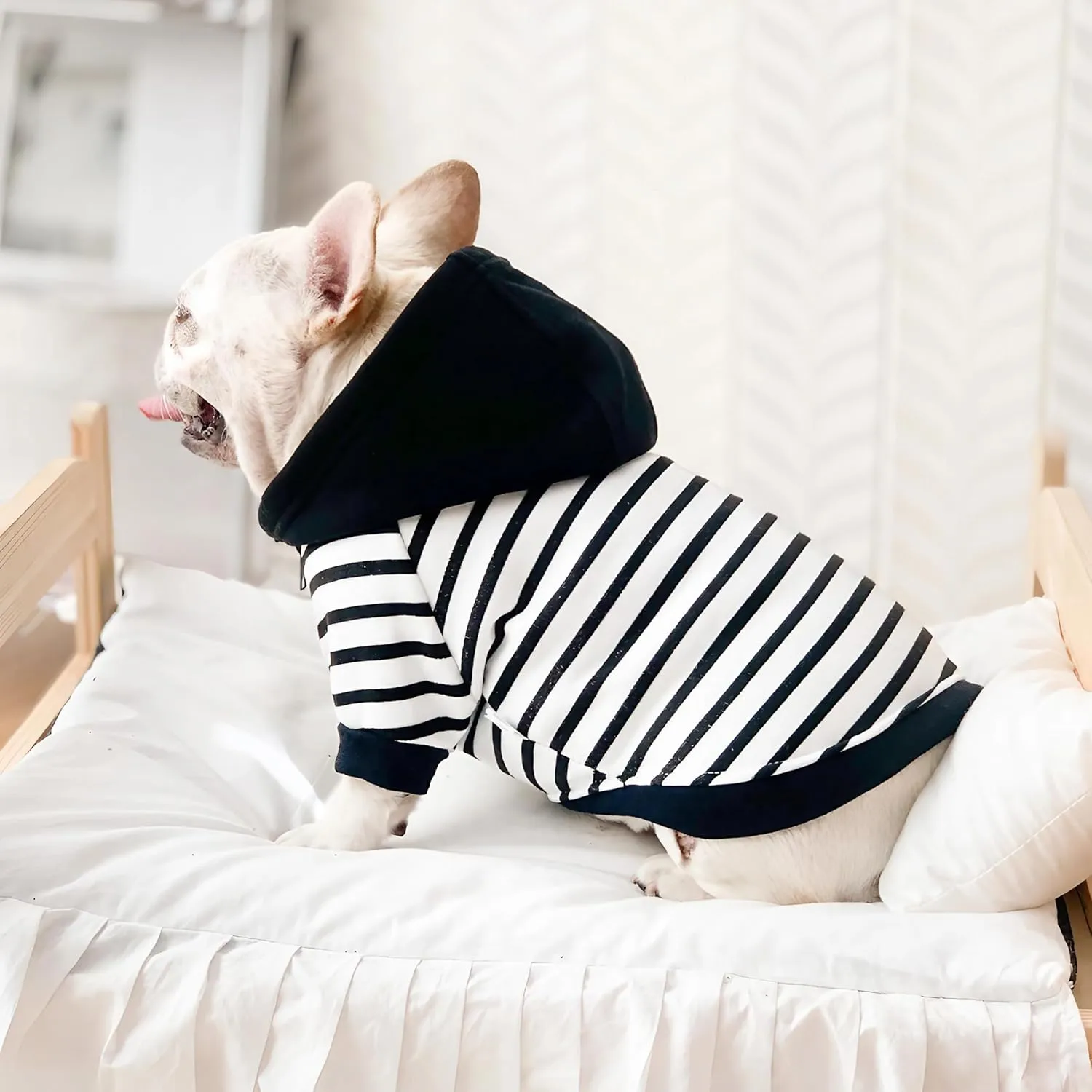 Dog Sweaters for Medium Dogs Boy French Bulldog Clothes,Frenchie Clothes Dog Fleece Sweaters Winter Coat Pet Sweatshirt Hoodie Medium Sized Halloween Costume,Black Striped,XL