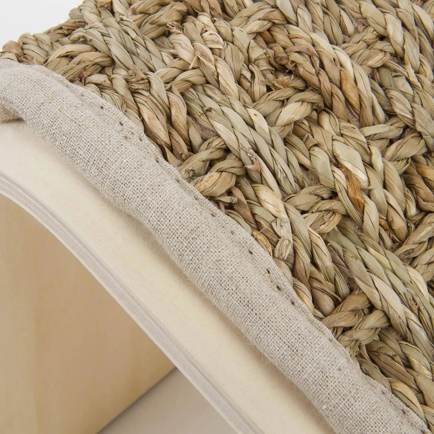 Petlinks Sea Ramp Seagrass Angled Cat Scratcher, Catnip Included - Randomly Selected Color, One Size