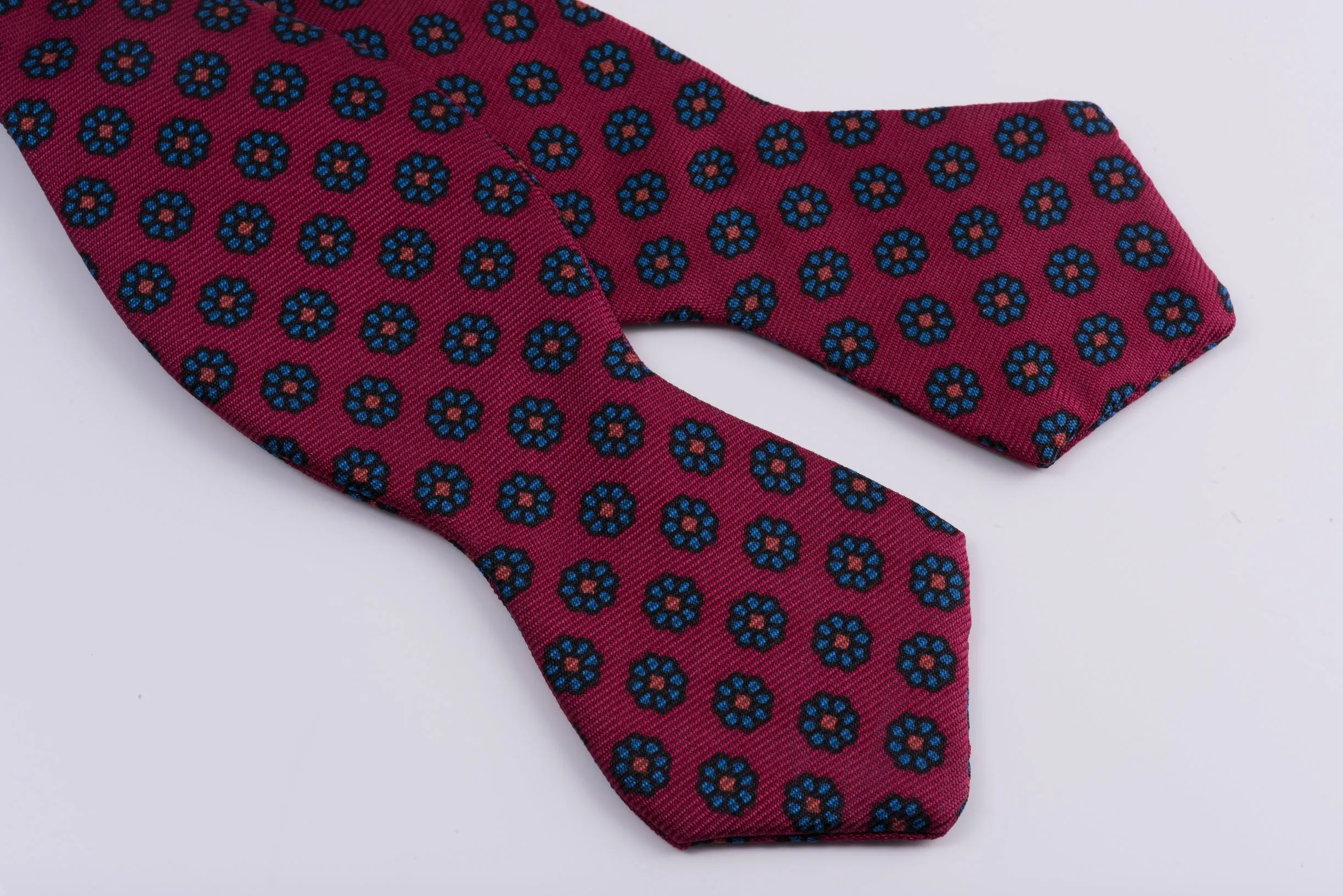 Red Ancient Madder Silk Neats Micropattern Bow Tie