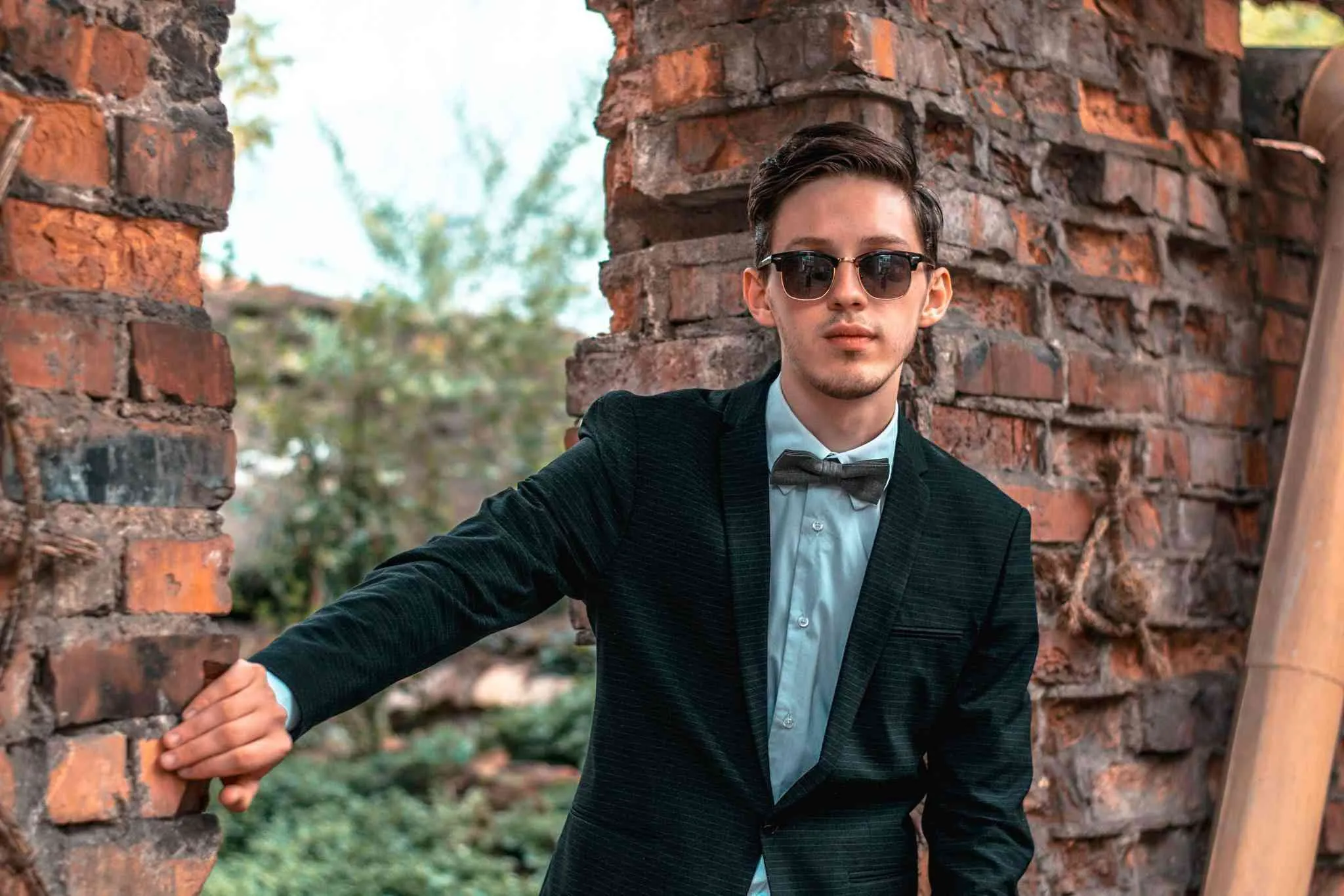 Stand Out on Your Big Day with Our Eco-Friendly Teal Linen Wedding Bow Ties for Men