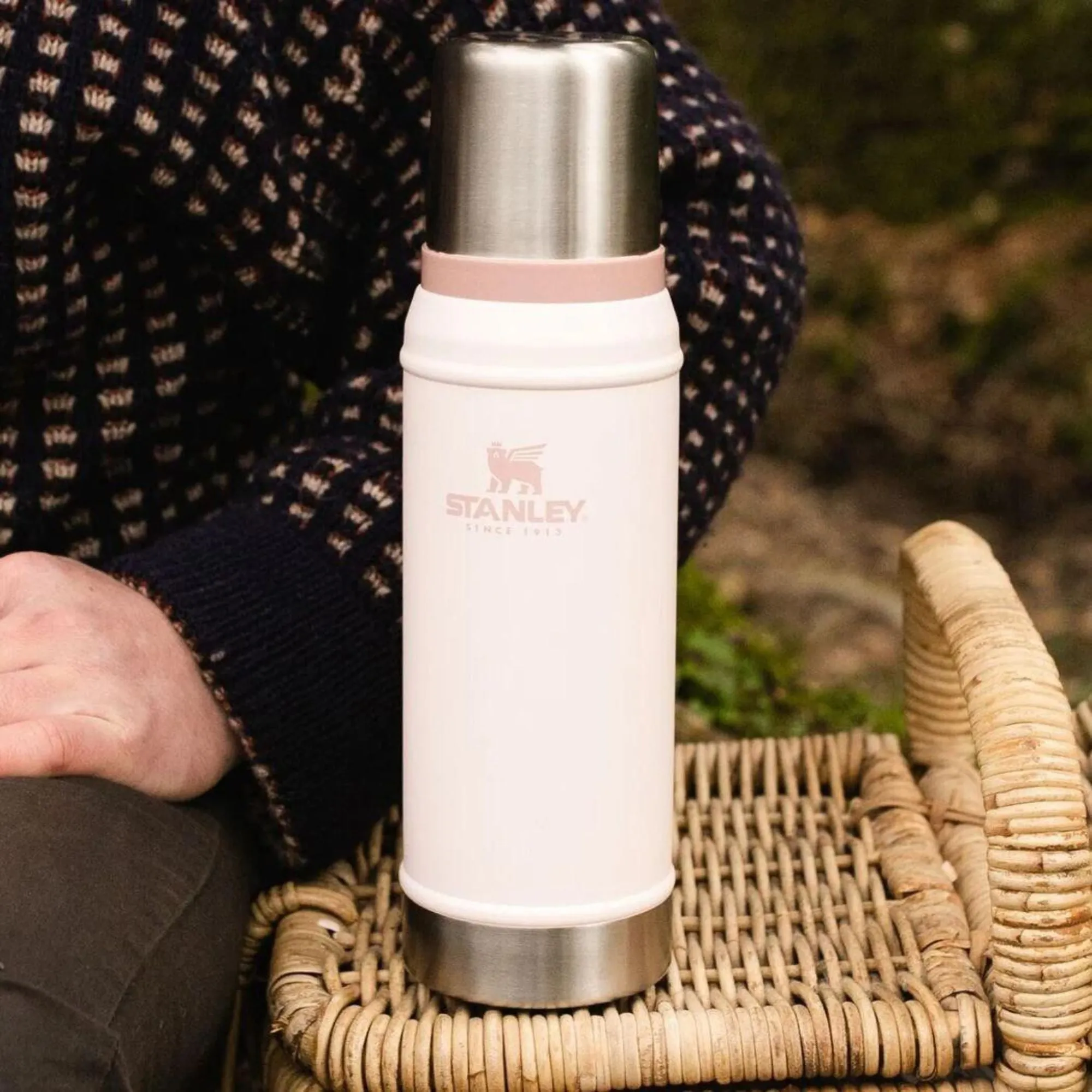 Stanley 0.75L Classic Legendary Thermal Cold Water Bottle
